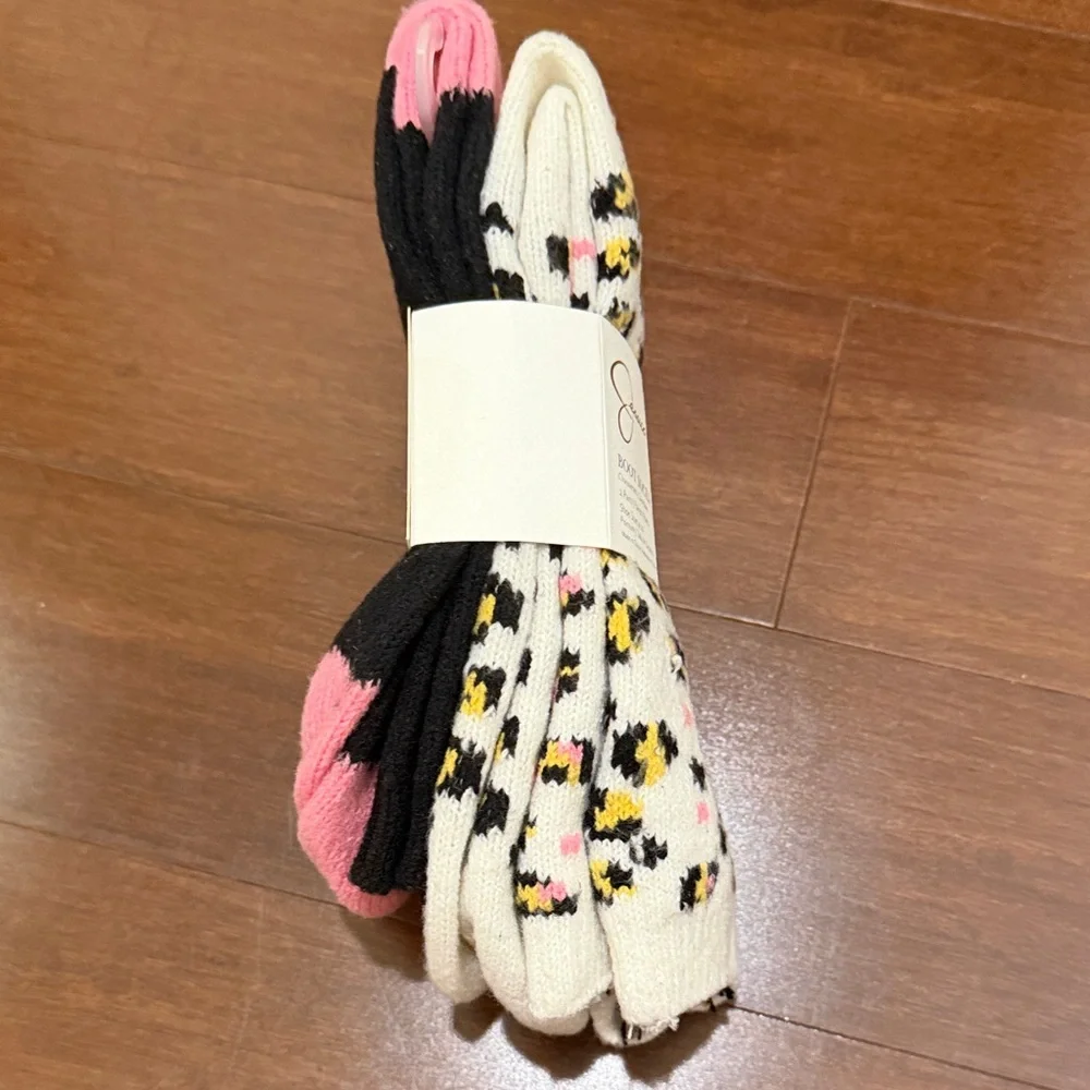Jessica Simpson Black and Cream Boot Socks 2 pairs - Picture 4 of 4